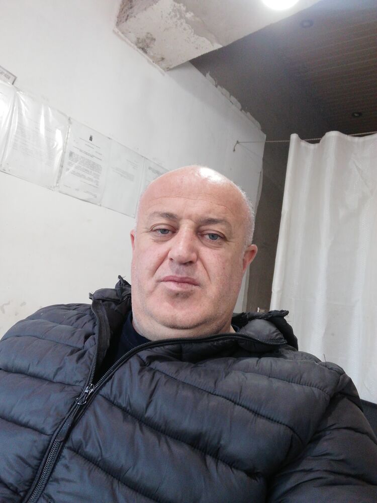  ,   Dato, 48 ,   ,   