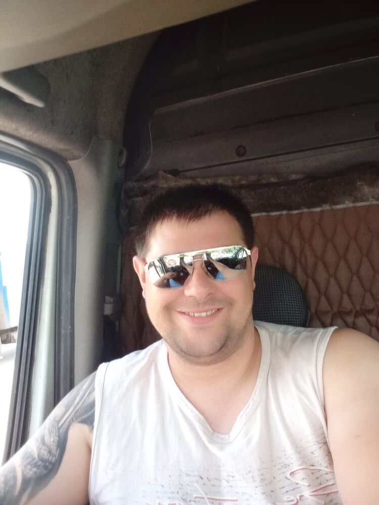  48595775  , 34 ,     