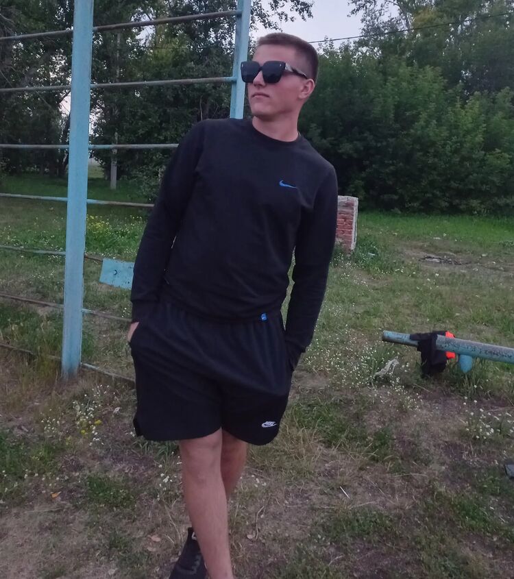  ,   Andrey, 25 ,   ,   