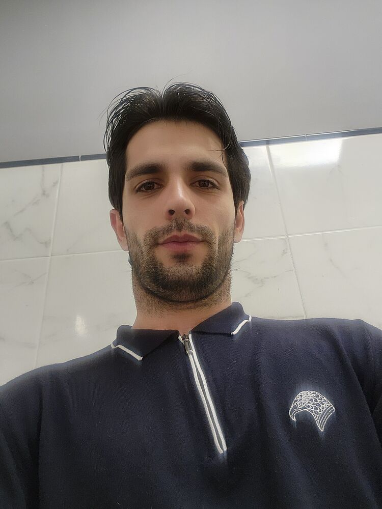  46917195  , 35 ,    