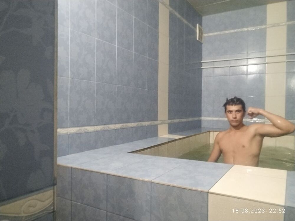  42798245  , 22 ,    