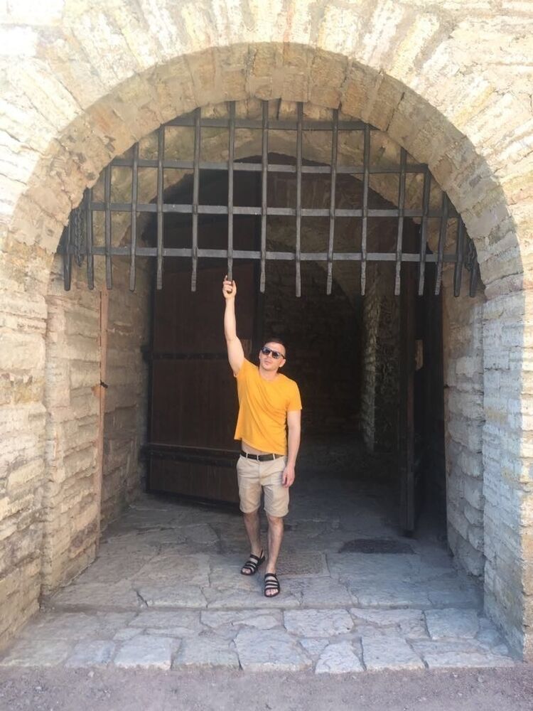  10348935  , 33 ,    -