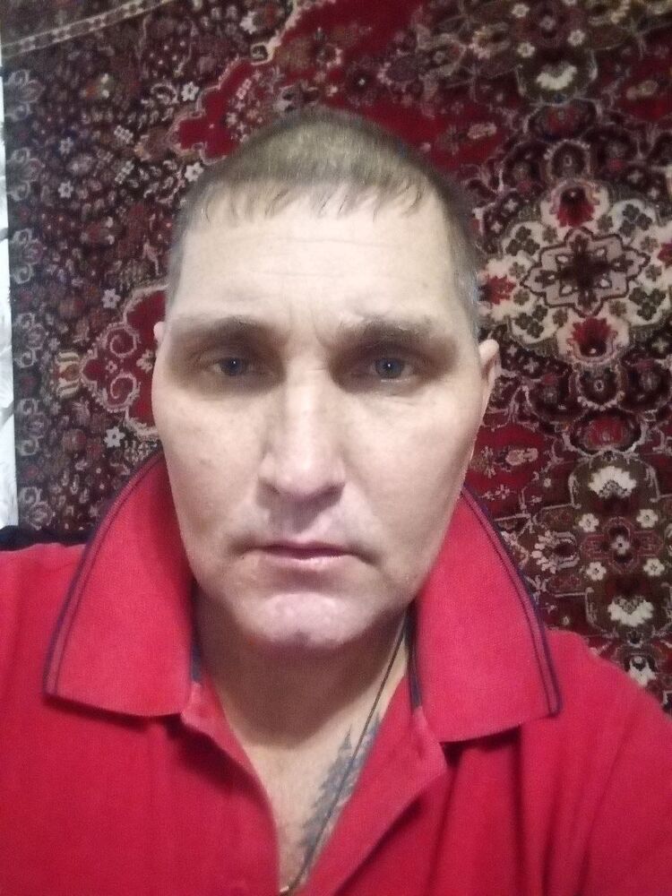  45684825  Igor, 44 ,    