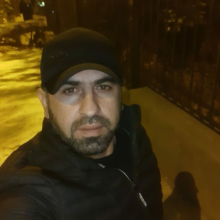  ,   Armen, 36 ,   ,   