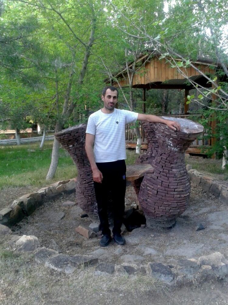  11717545  Murat, 47 ,    