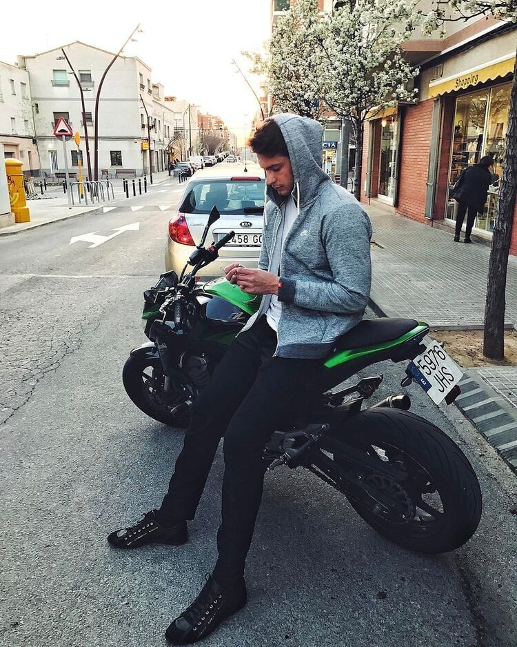  ,   MateyVefas, 36 ,   ,   , c , 