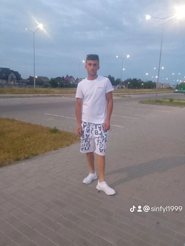  42542645  , 32 ,    