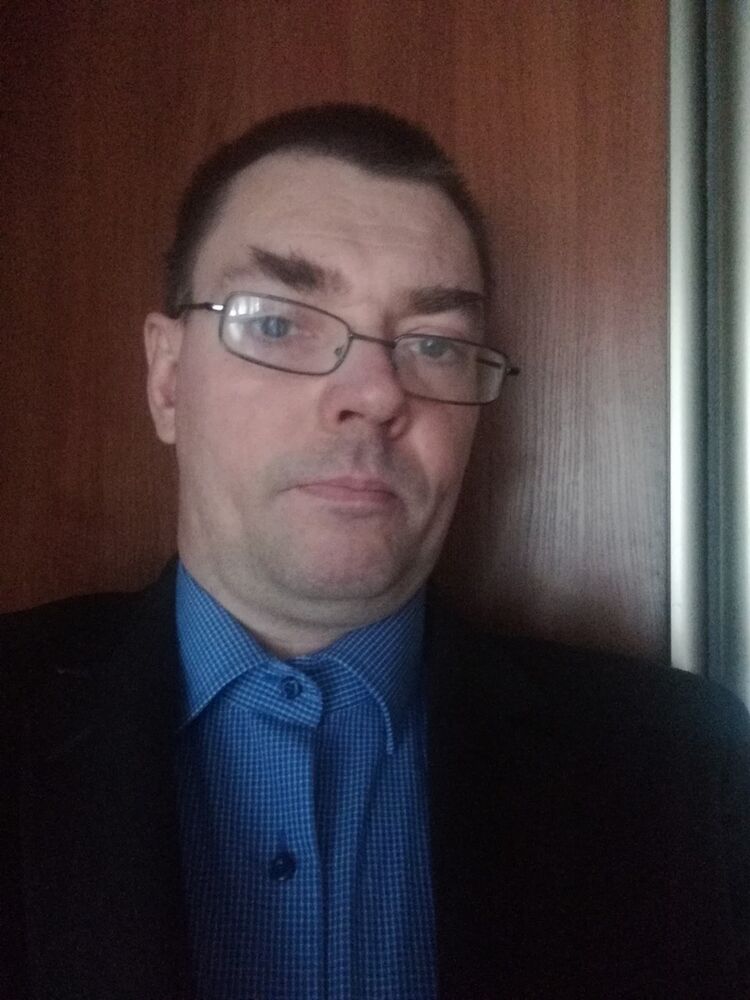  19053575  Dimady, 46 ,    