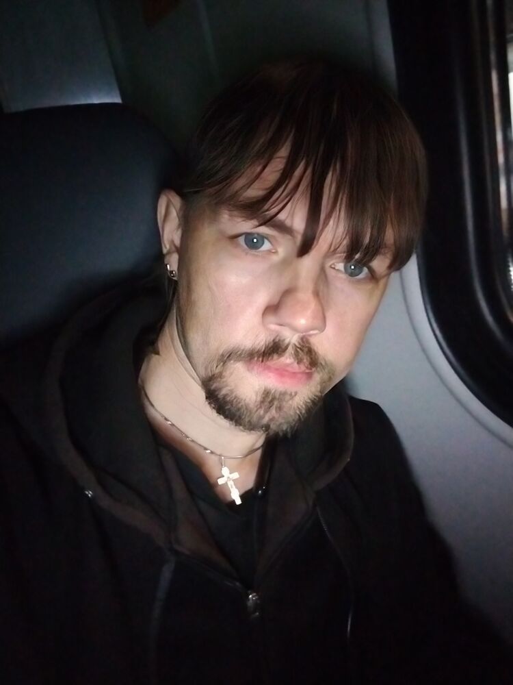  53307625  , 37 ,    