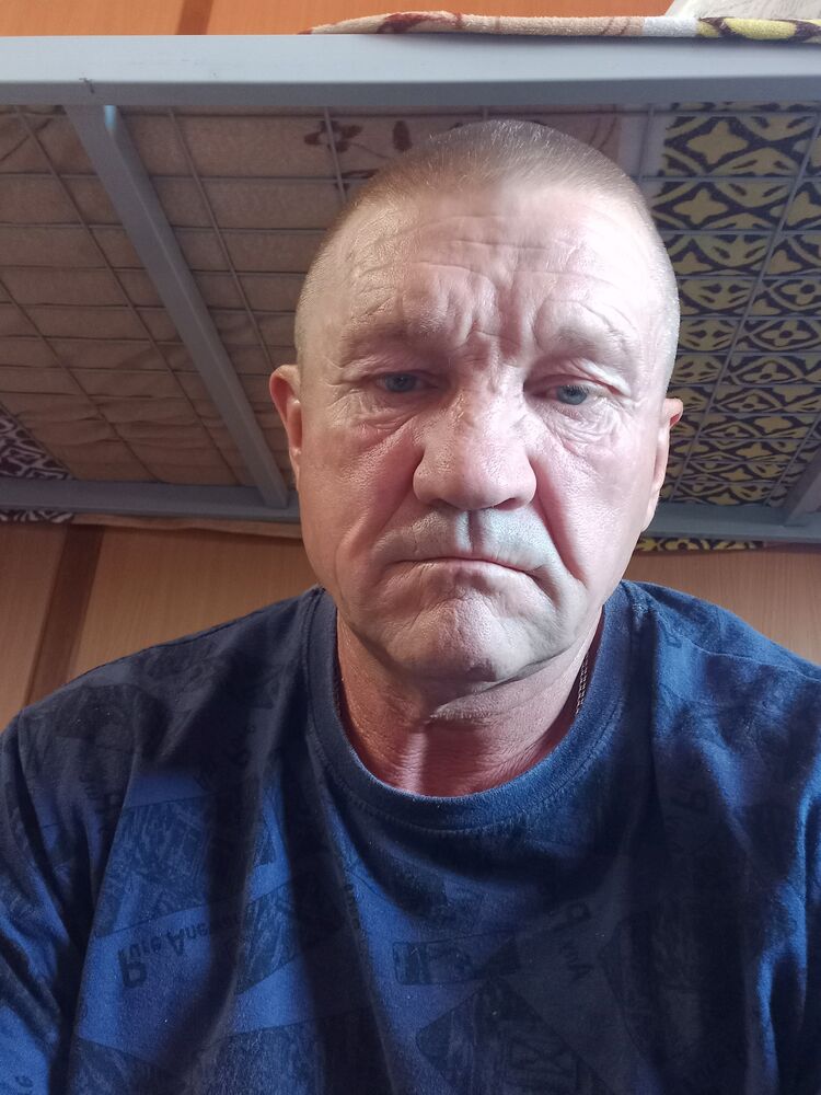  45810685  , 51 ,    