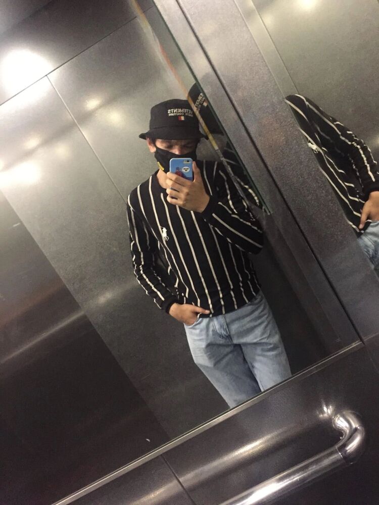  35278405  Viktor, 23 ,    -