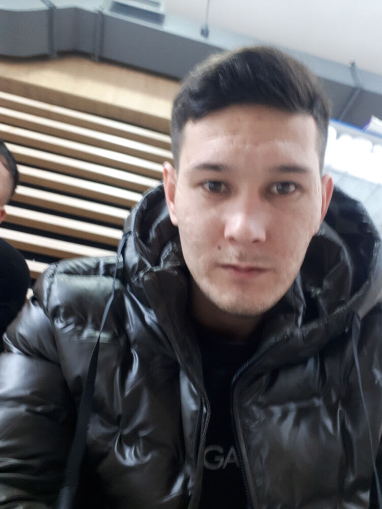  ,   Azamat, 32 ,   ,   , c 