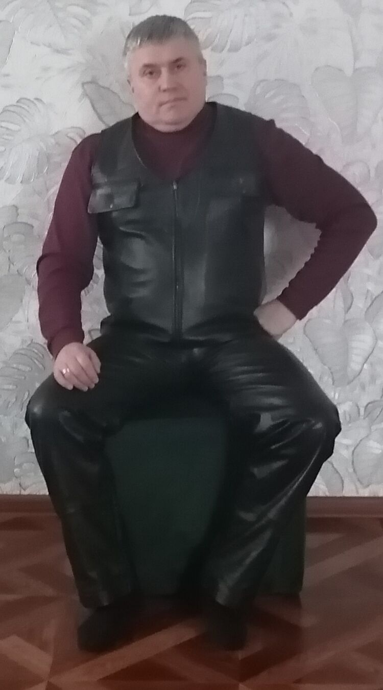  48716485  , 58 ,    