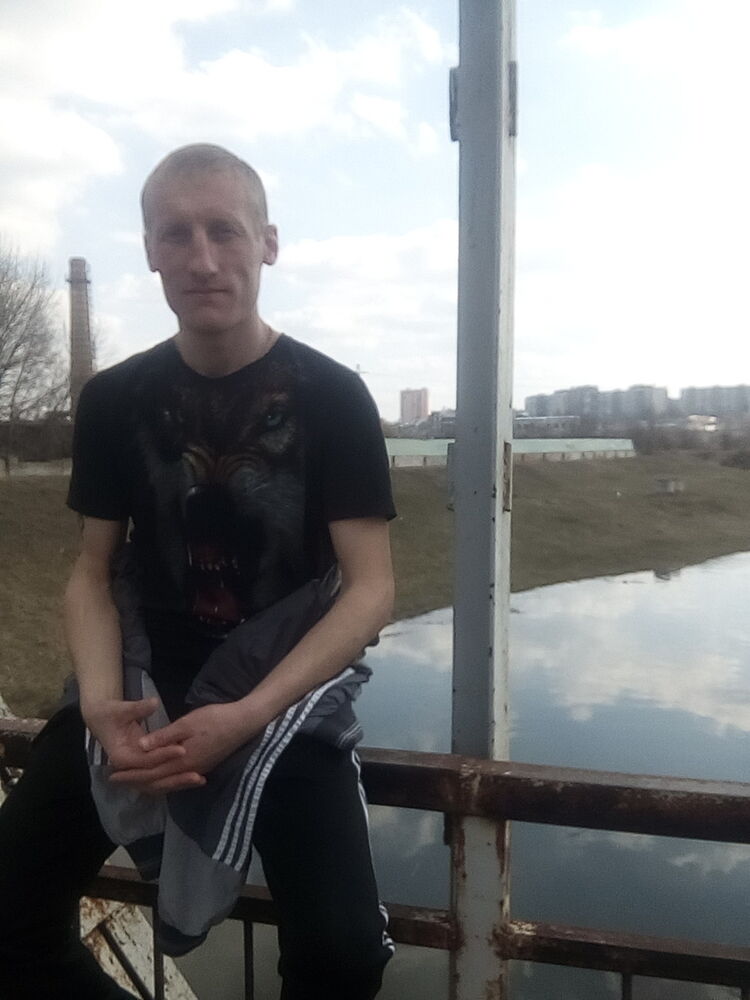  12295165  Alksey, 37 ,    