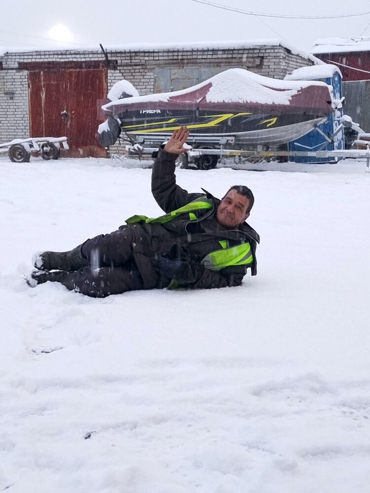  54642285  , 49 ,    -