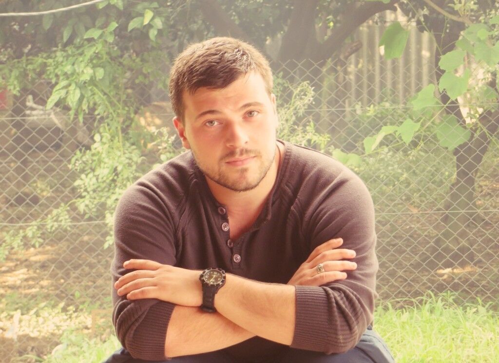  ,   Gio, 34 ,   ,   , c 
