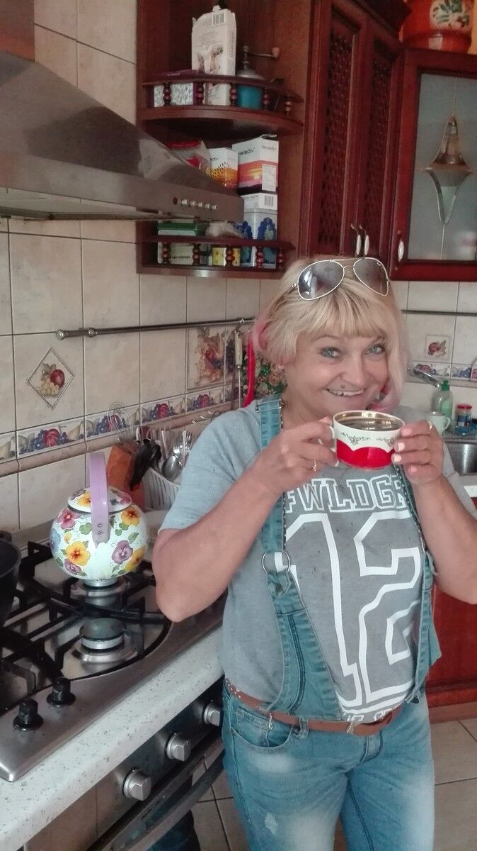  ,   Alina, 60 ,     , c 