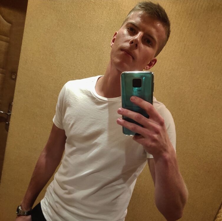  33717275  , 26 ,    