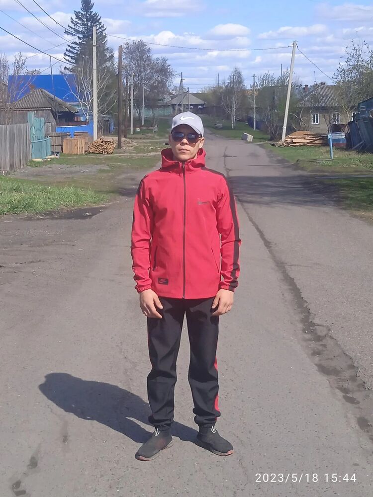  38975755  , 24 ,    