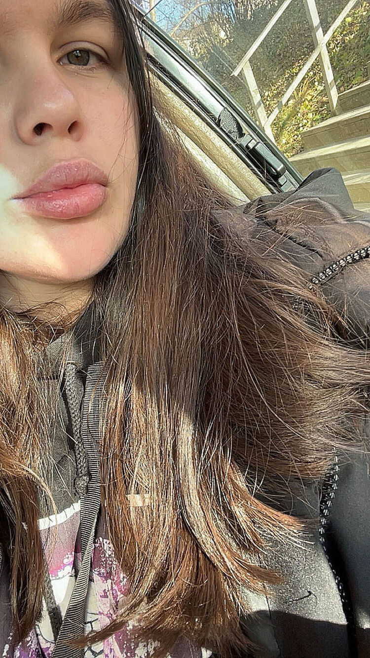  54390805  , 28 ,    -