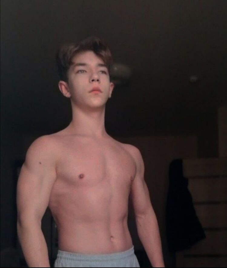  27009585  , 21 ,    