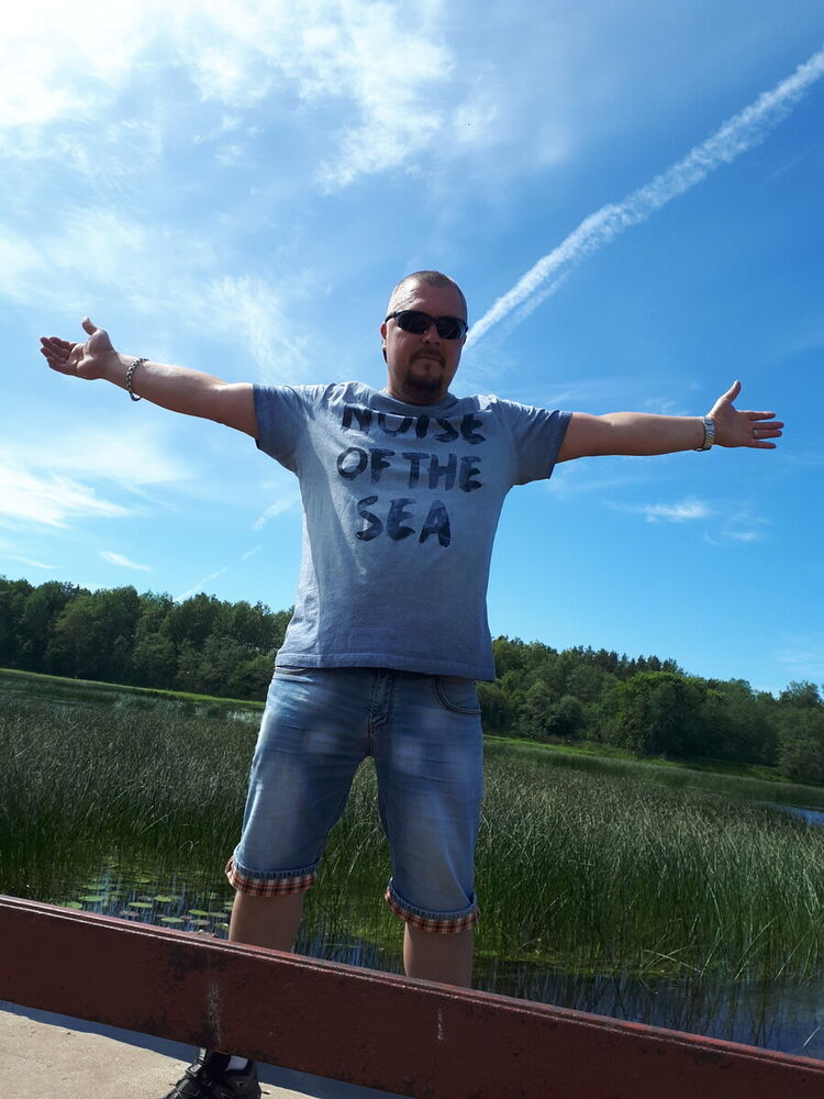  ,   Sergei, 45 ,  
