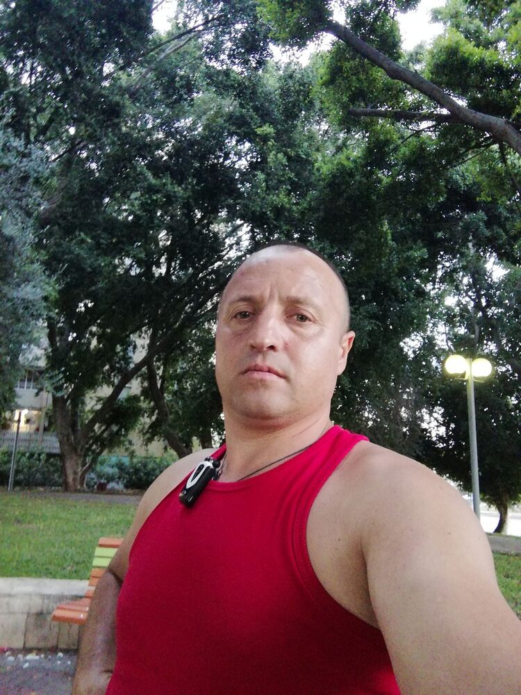  ,   Radu, 42 ,   ,   , c 