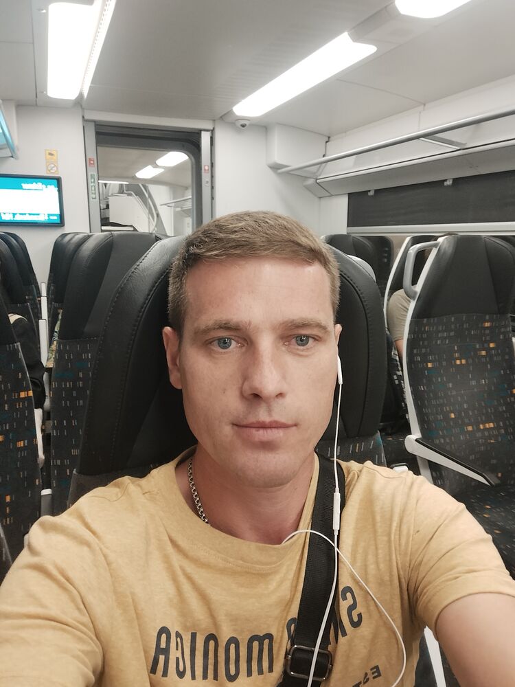  45558395  , 42 ,    