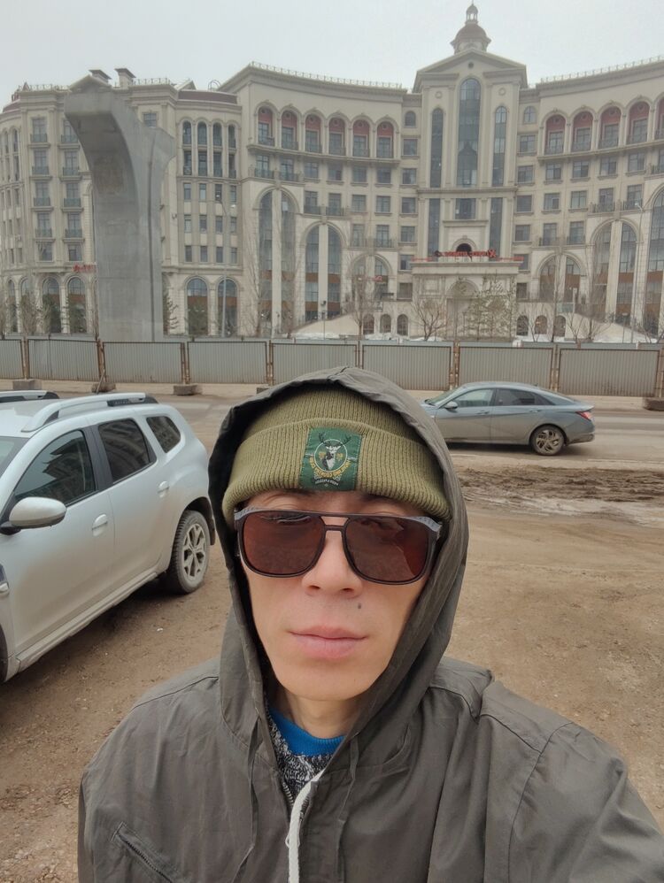  43811825  Erkek, 32 ,    