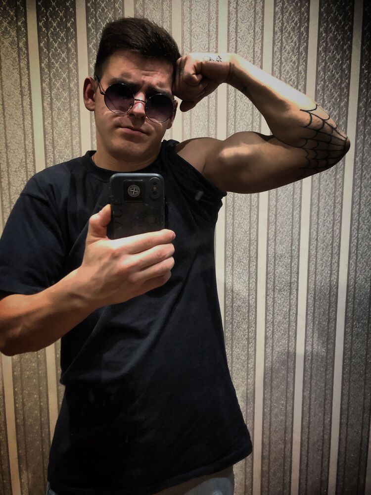  54028795  Leonid, 25 ,    