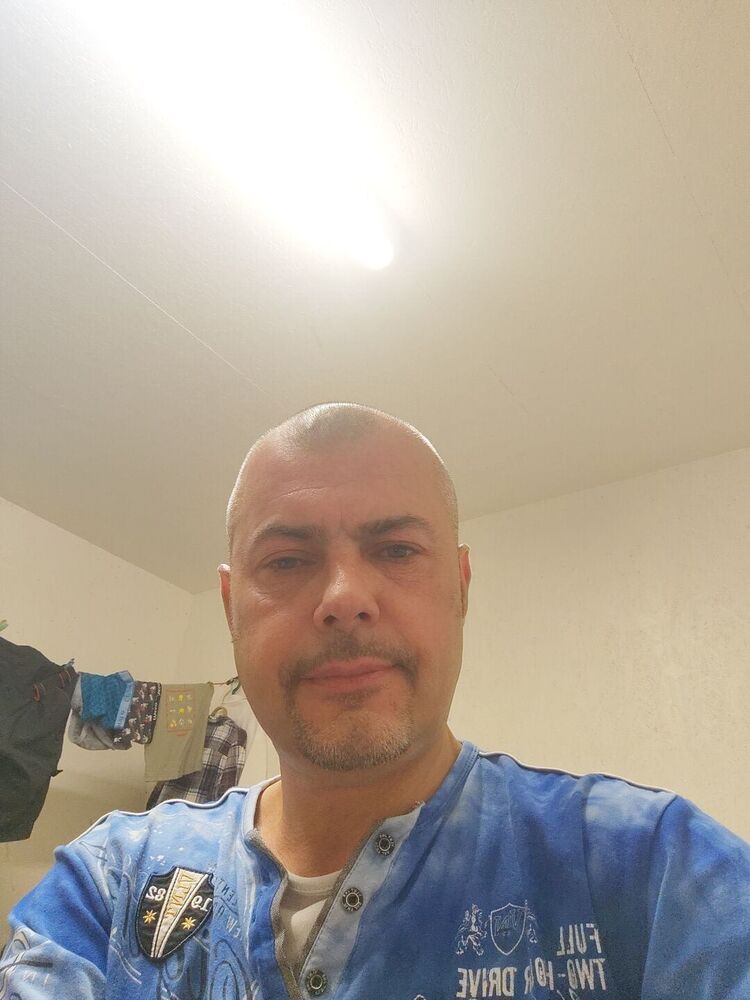  52667035  , 44 ,    