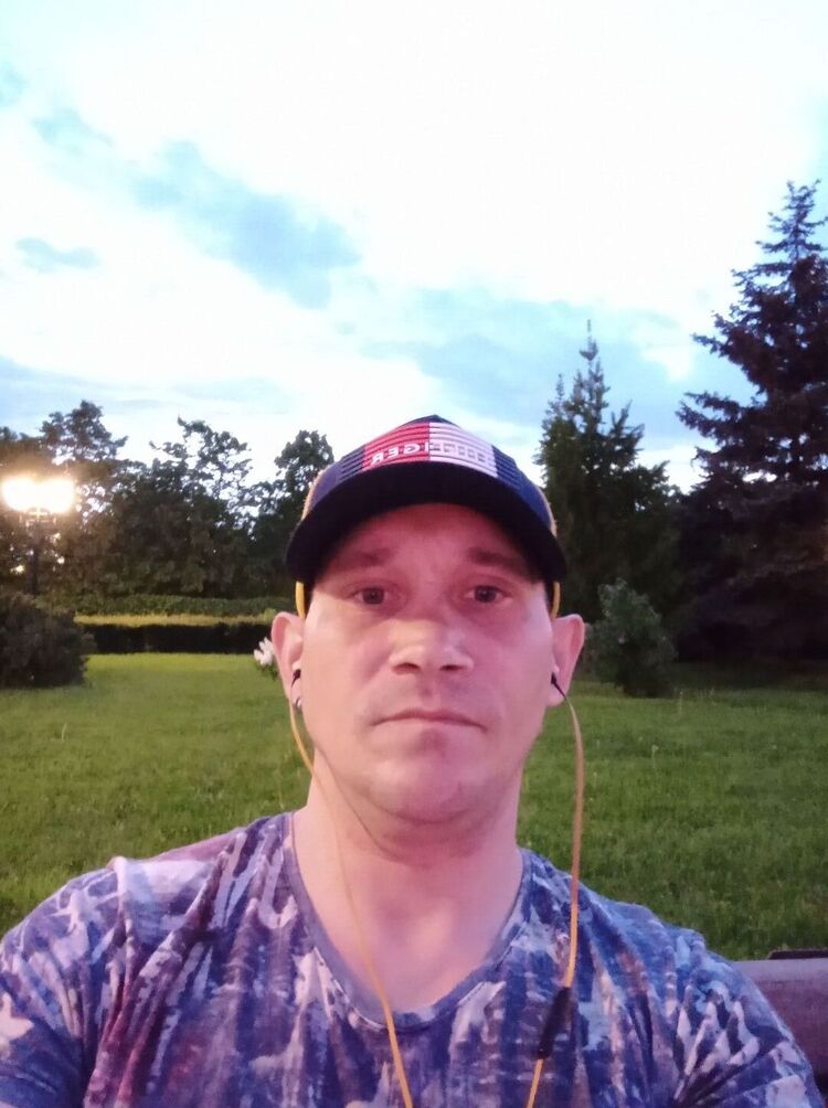  ,   Ը, 40 ,   ,   , c 