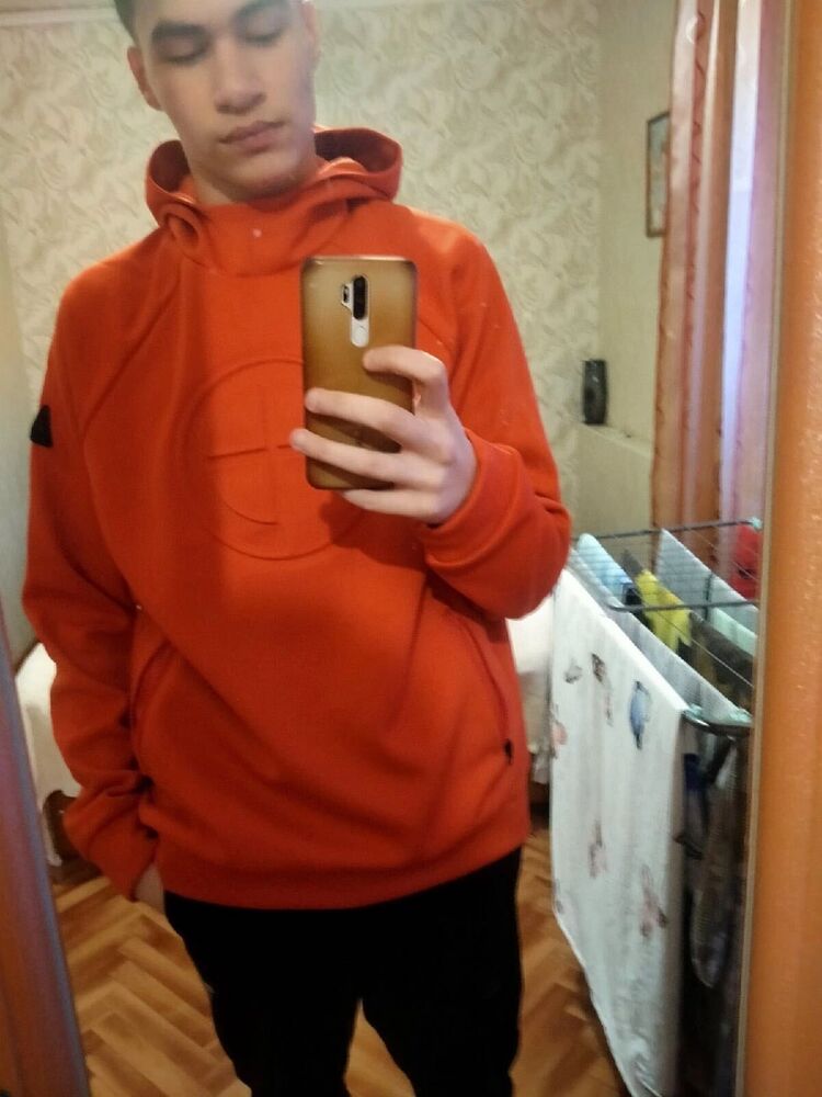  46173095  , 27 ,    