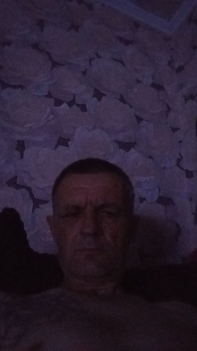  43827395  , 47 ,    