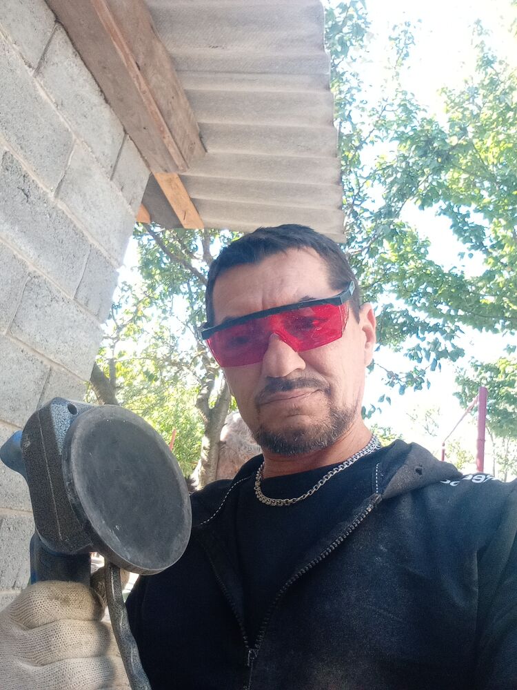  46518485  , 49 ,    