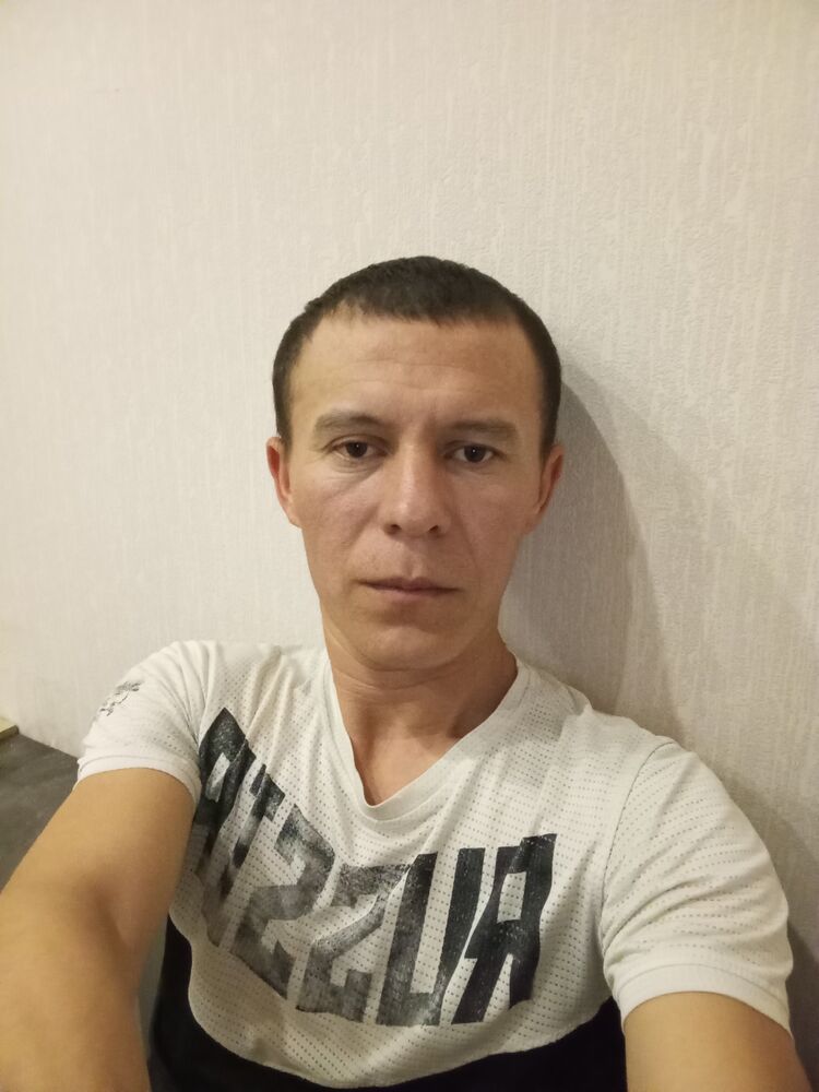  46093285  Rahmatillo, 33 ,    