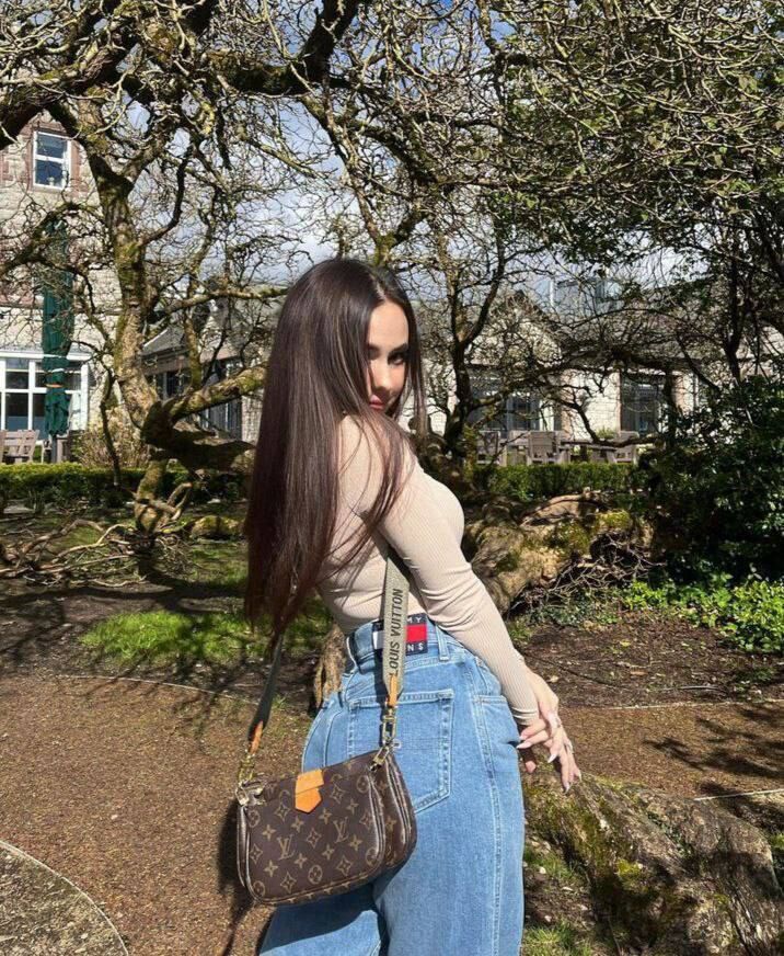  ,   , 24 ,   ,   
