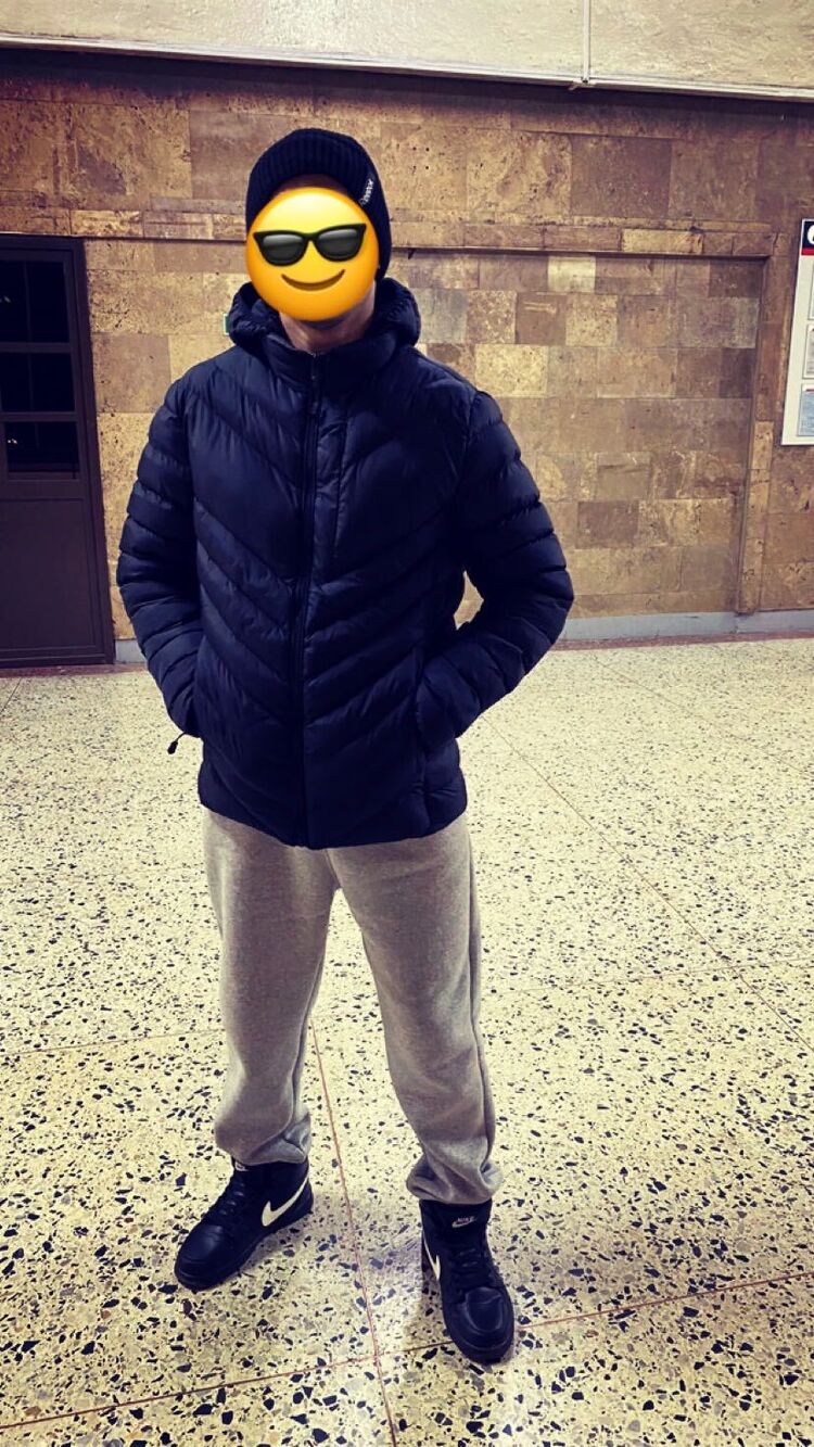  30459455  , 23 ,    