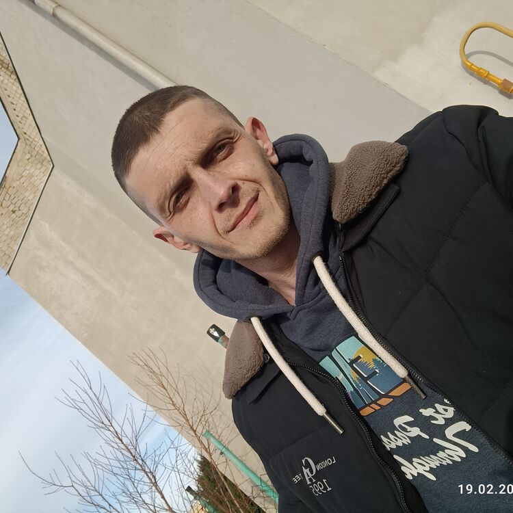  42973915  , 39 ,    