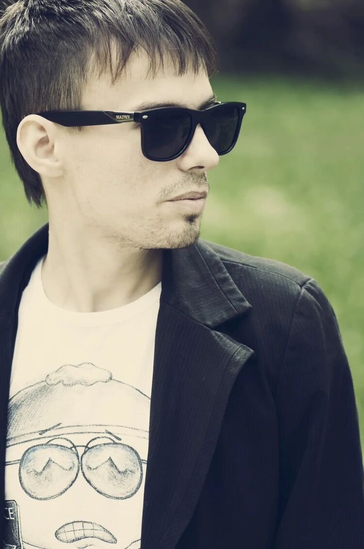  34769285  Oleg, 32 ,    