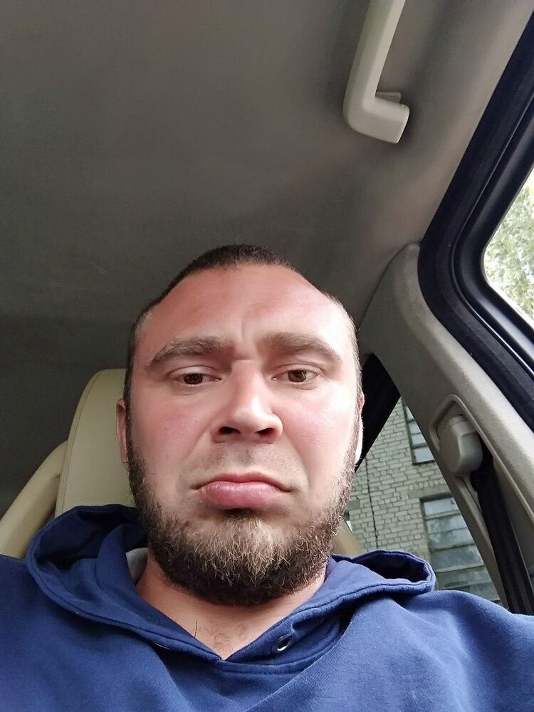  ,   Ivan, 39 ,   ,   , c 