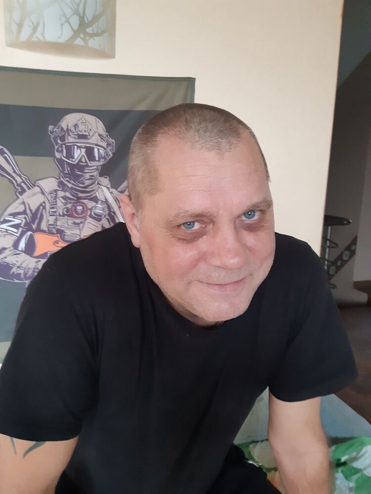  39067275  , 53 ,    