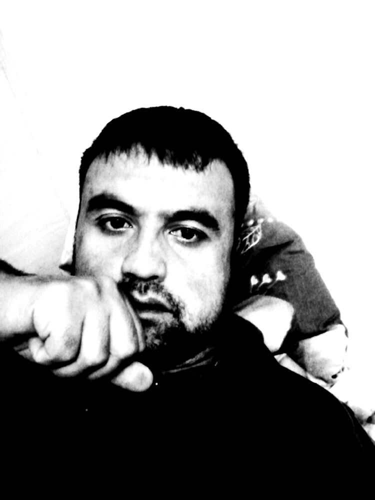  24233245  FARHAD, 34 ,    -