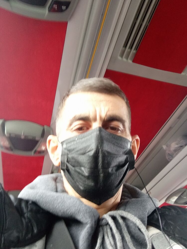  24610665  Giorgi, 49 ,    Bielsko-Biala