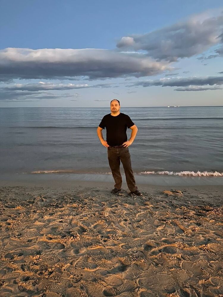  ,   ALIAKSEI, 44 ,   ,   , 