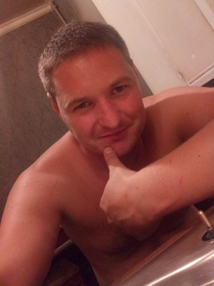  ,   HELL BOY, 40 ,   , 