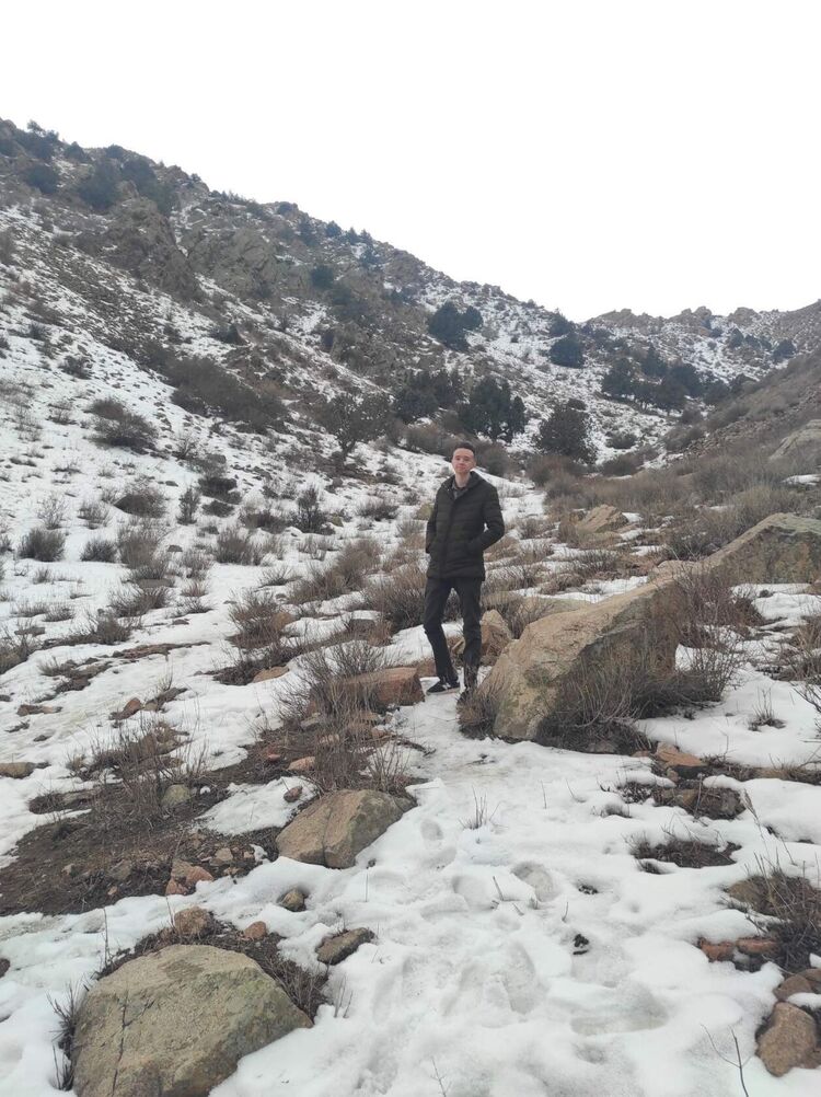  ,   Jahongir, 21 ,   ,   , c 