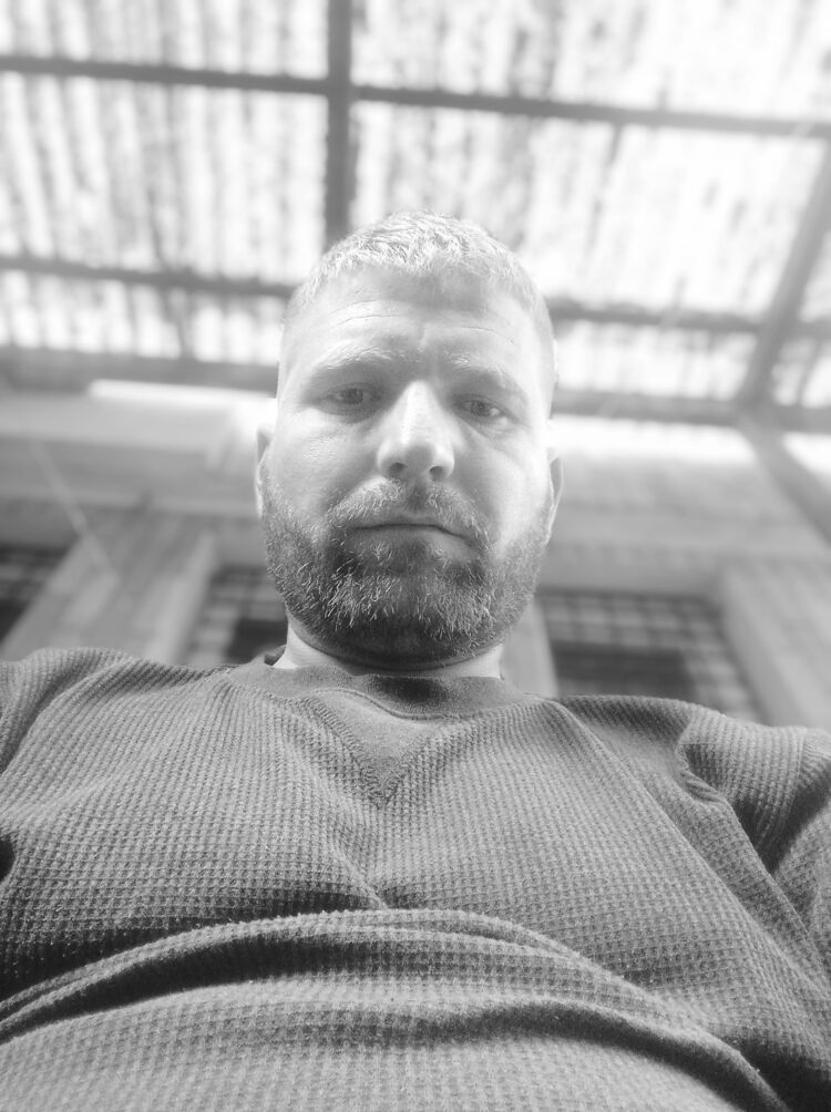  43440665  Romeo, 34 ,    Melnik