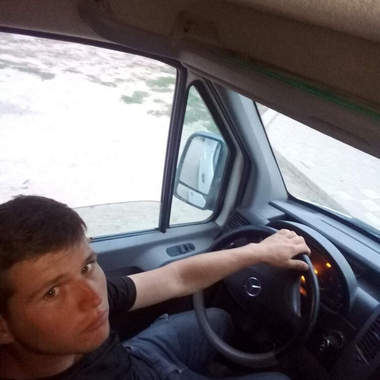  ,   Ruslan, 27 ,   ,   , c 