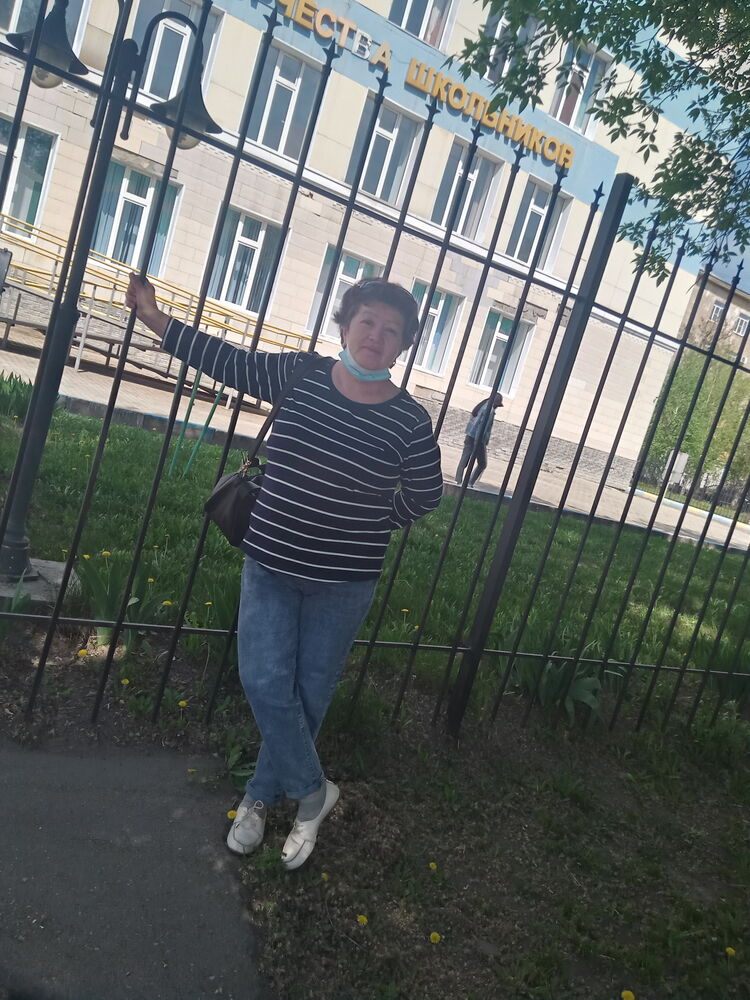 Фото 22858675 женщины Даня, 62 года, ищет знакомства в Усти-Каменогорске